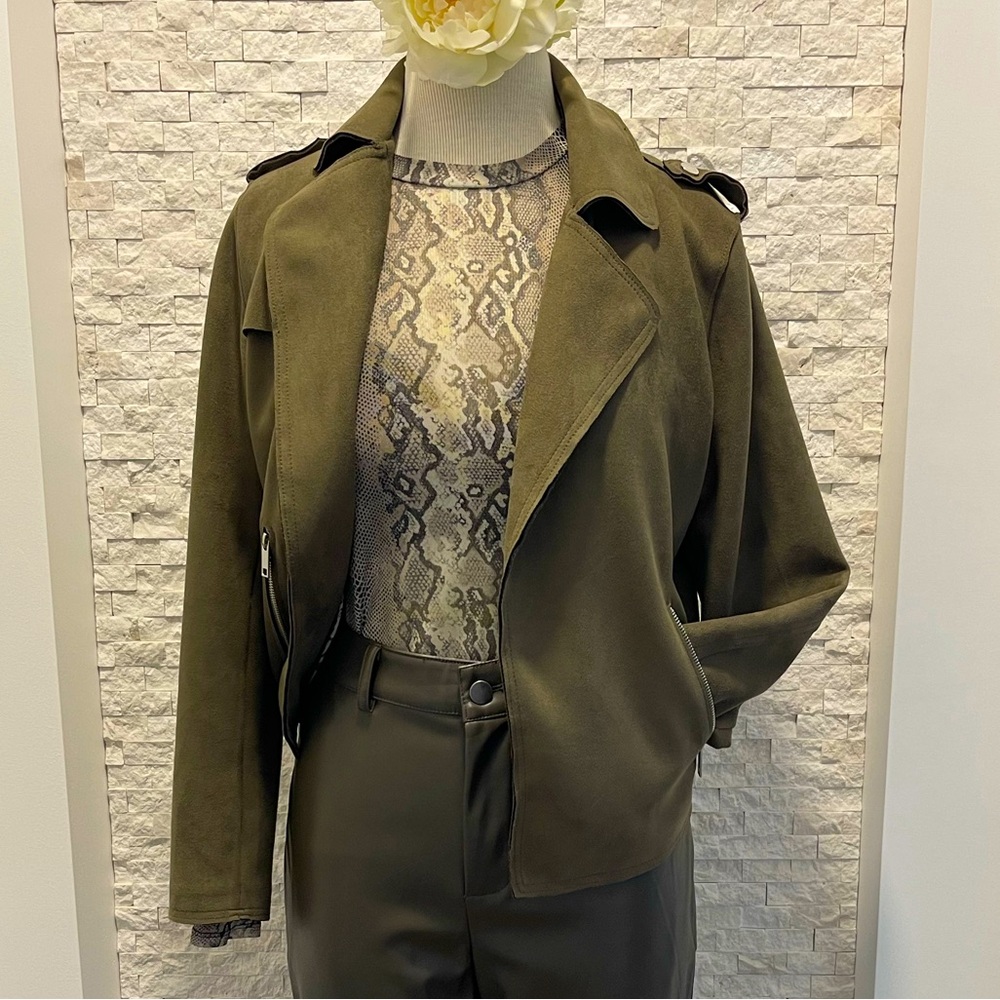 TAHARI Olive Faux Suede Jacket Relaxed Fit